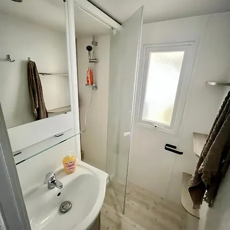 Campsite Joli Mobilhome 6p Bois Dormant
